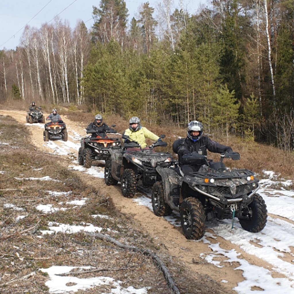 Keturračiai – aktyvi pramoga renginiams